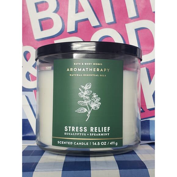 BBW Stress Relief Eucalyptus & Spearmint Aromatherapy Large 3 Wick Candle - Picture 1 of 2